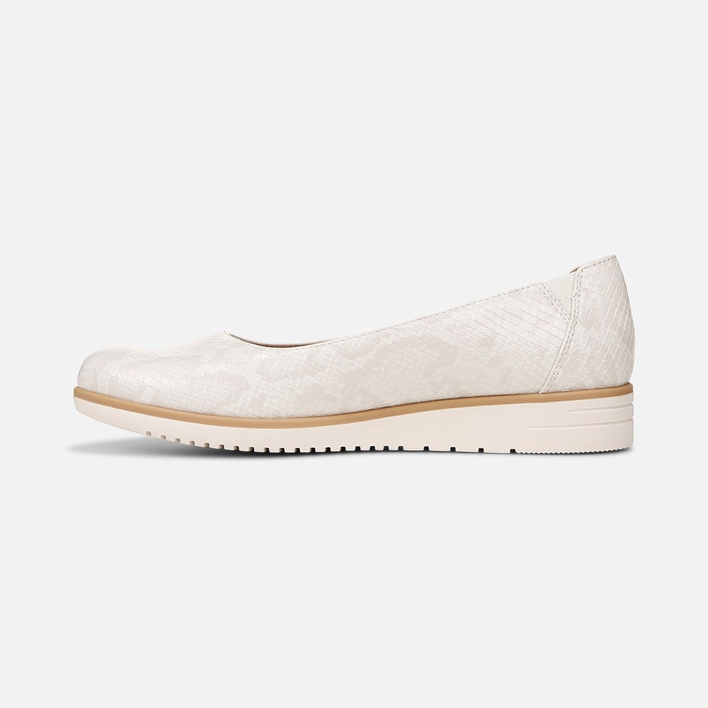 Naturalizer SOUL Idea Ballet Flat - Beige Snake Print Faux Leather