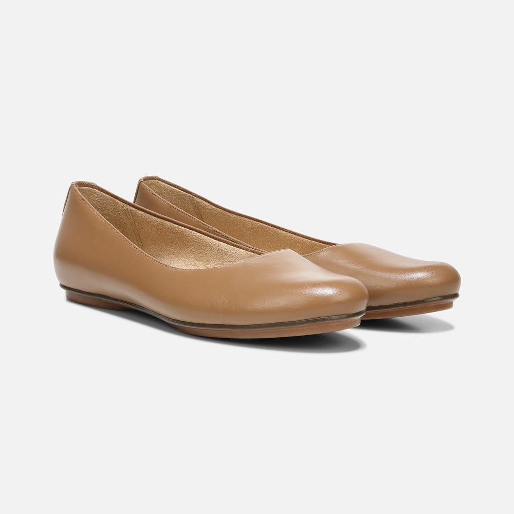 Naturalizer Maxwell Ballet Flat - Cafe Leather Naturalizer Maxwell Ballet Flat - Cafe Leather