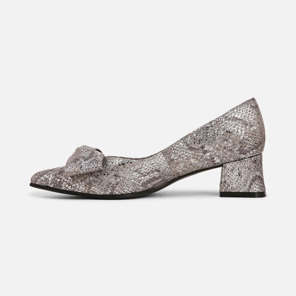 Naturalizer Mavis Bow Pump - Silver Leather Naturalizer Mavis Bow Pump - Silver Leather