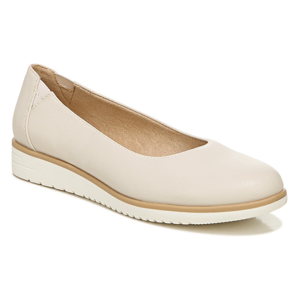 Naturalizer SOUL Idea Ballet Flat - Porcelain Manmade Naturalizer SOUL Idea Ballet Flat - Porcelain Manmade