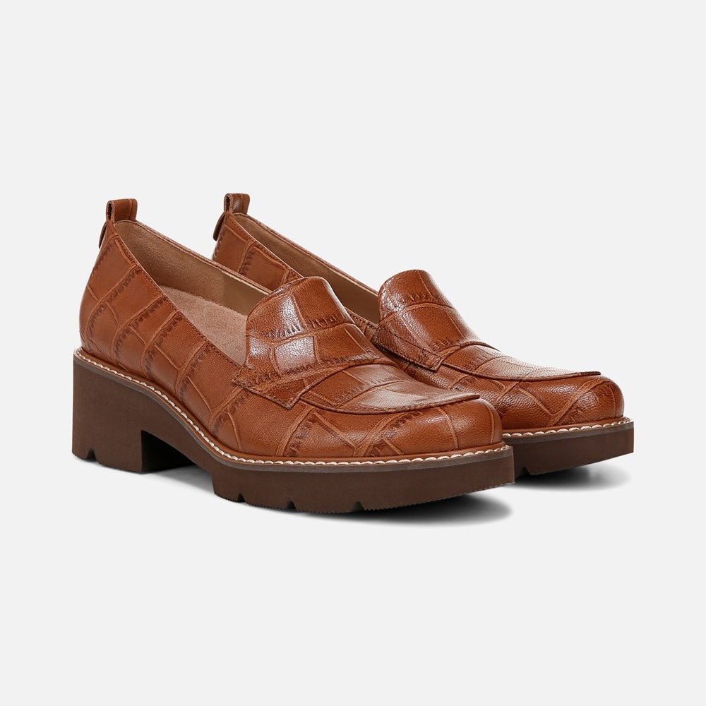 Naturalizer Darry Lug Sole Loafer - English Tea Brown Leather Naturalizer Darry Lug Sole Loafer - English Tea Brown Leather