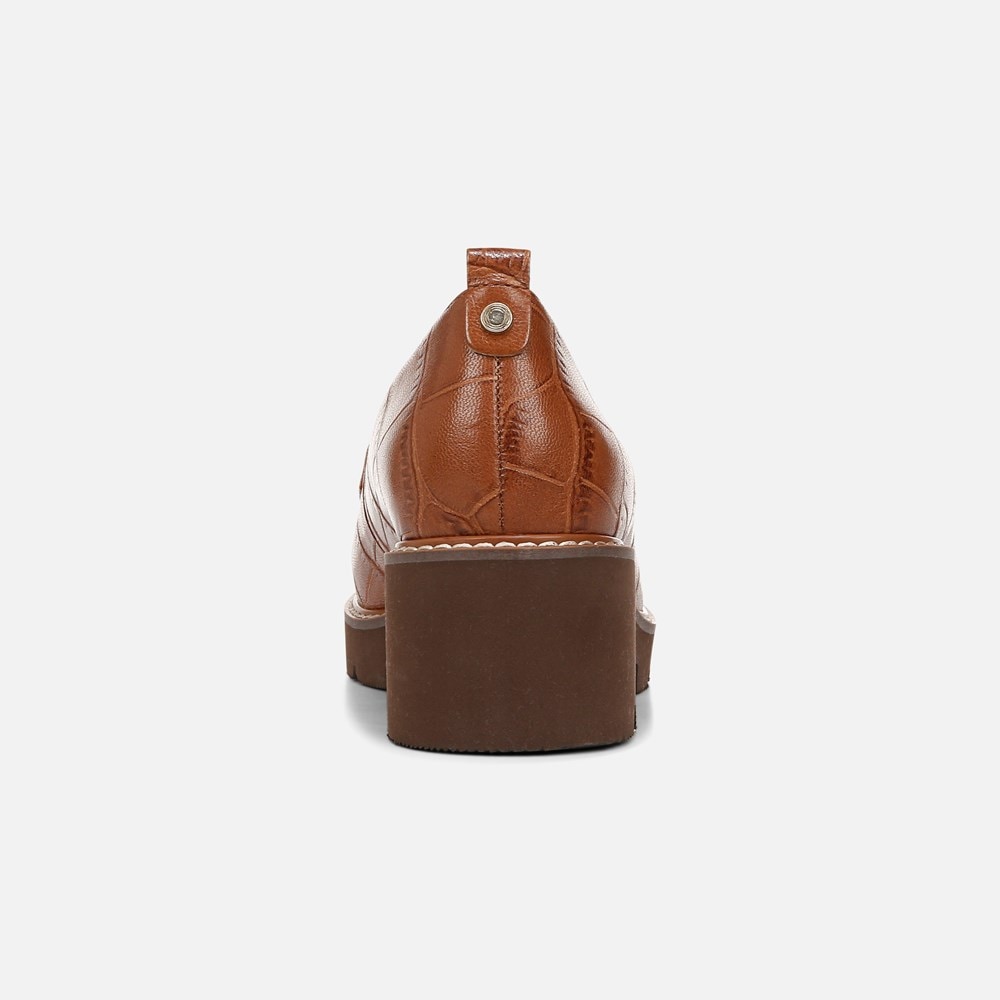 Naturalizer Darry Lug Sole Loafer - English Tea Brown Leather Naturalizer Darry Lug Sole Loafer - English Tea Brown Leather