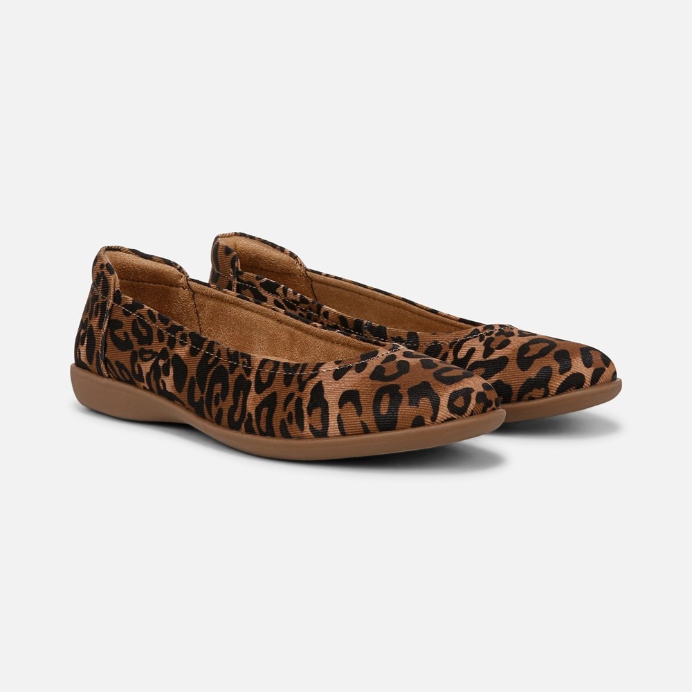 Naturalizer Flexy Flat - Leopard Print Fabric Naturalizer Flexy Flat - Leopard Print Fabric
