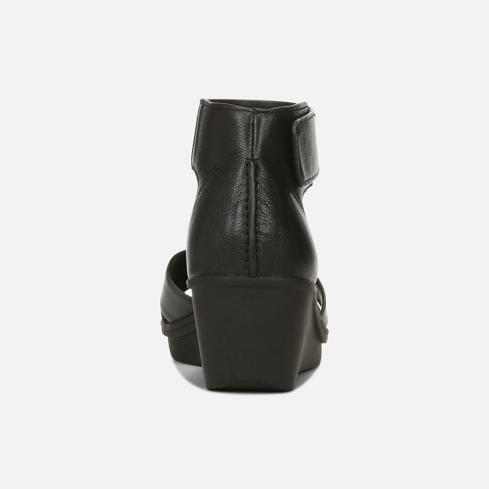 Naturalizer Riviera Wedge Sandal - Black Leather Naturalizer Riviera Wedge Sandal - Black Leather