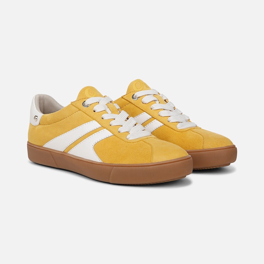 Naturalizer Medina Lace Up Sneaker - Spicy Yellow Nubuck