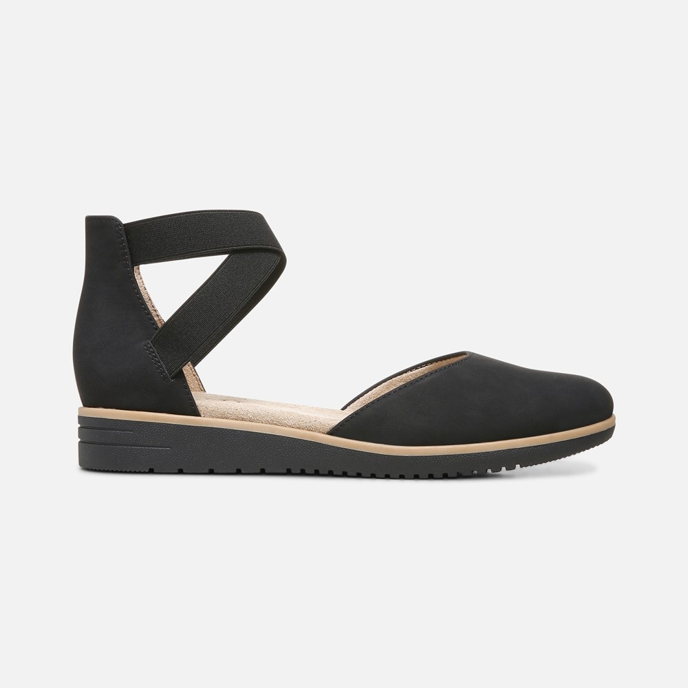 Naturalizer SOUL Intro Flat - Black Synthetic Naturalizer SOUL Intro Flat - Black Synthetic