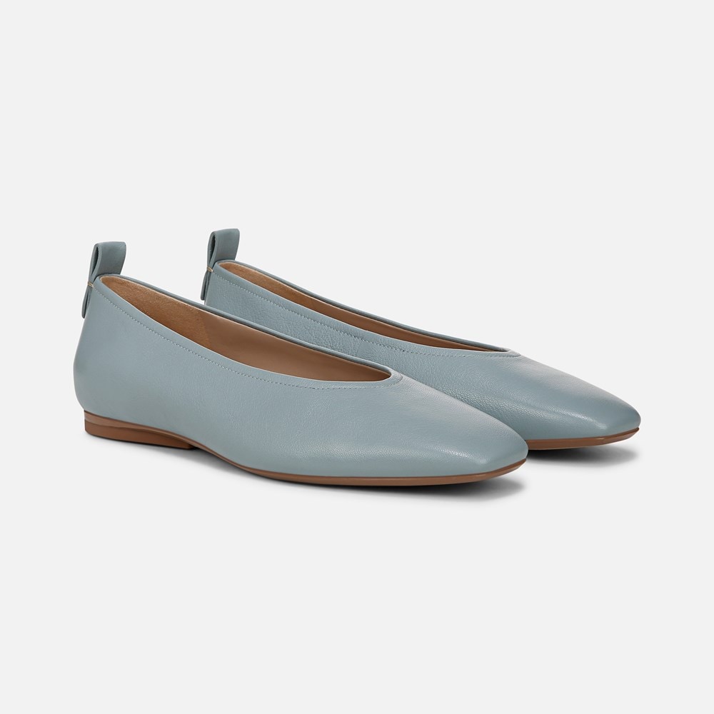 Naturalizer 27 Edit Carla Flat - Powder Blue Leather Naturalizer 27 Edit Carla Flat - Powder Blue Leather