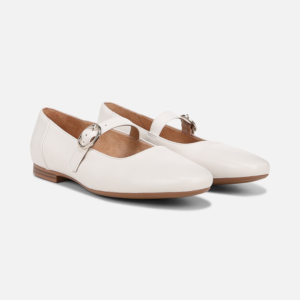Naturalizer Kelly Mary Jane Flat - Warm White Leather