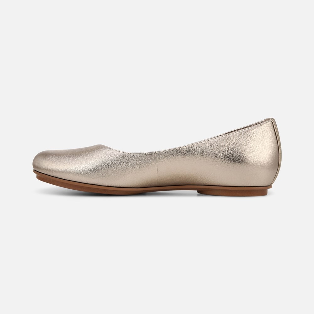 Naturalizer Maxwell Ballet Flat - Warm Silver Leather Naturalizer Maxwell Ballet Flat - Warm Silver Leather