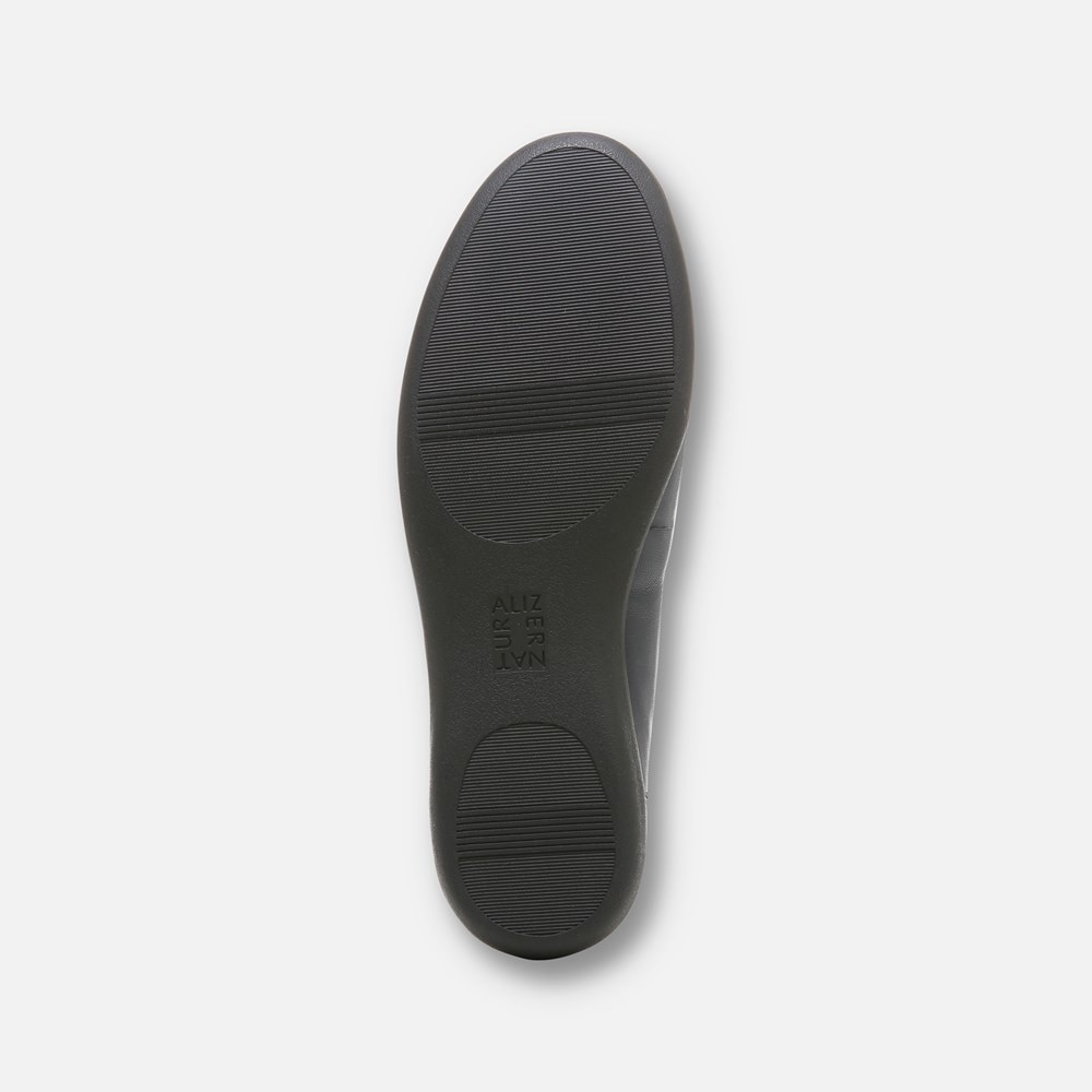 Naturalizer Flexy Flat - Navy Leather Naturalizer Flexy Flat - Navy Leather