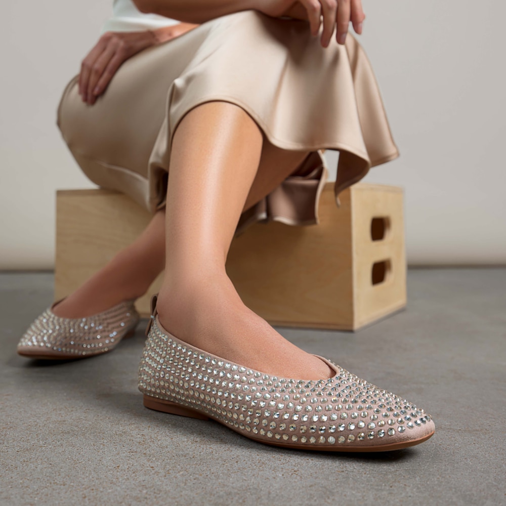 Naturalizer 27 Edit Carla Flat - Warm Taupe Twill Naturalizer 27 Edit Carla Flat - Warm Taupe Twill