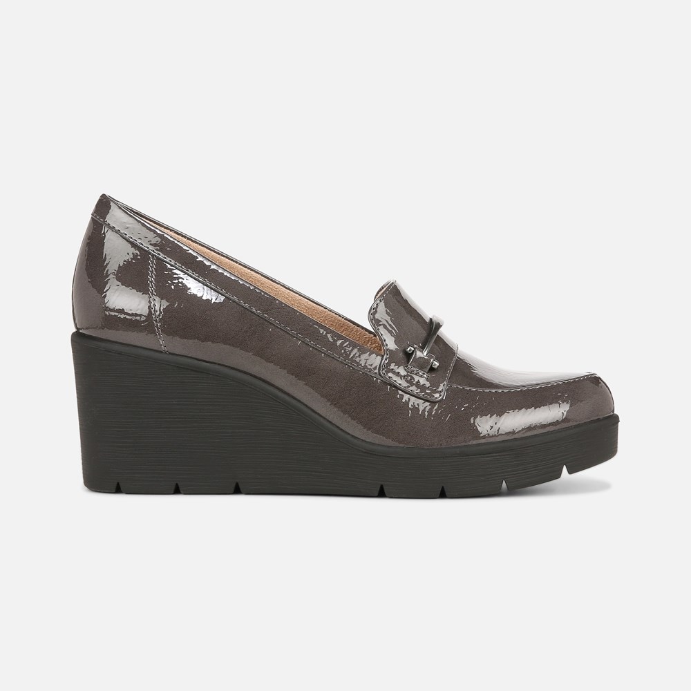 Naturalizer SOUL Achieve Wedge - Grey Patent Synthetic