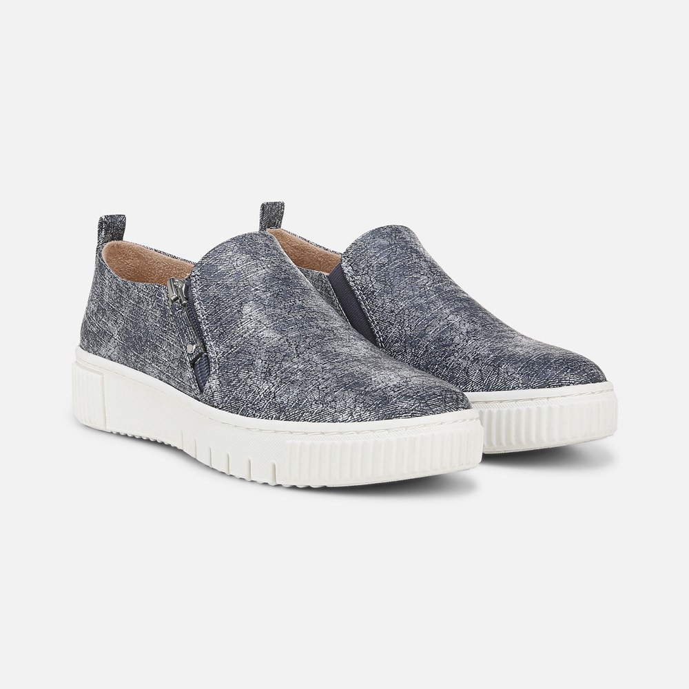 Naturalizer SOUL Turner Slip On Sneaker - Blue Fabric