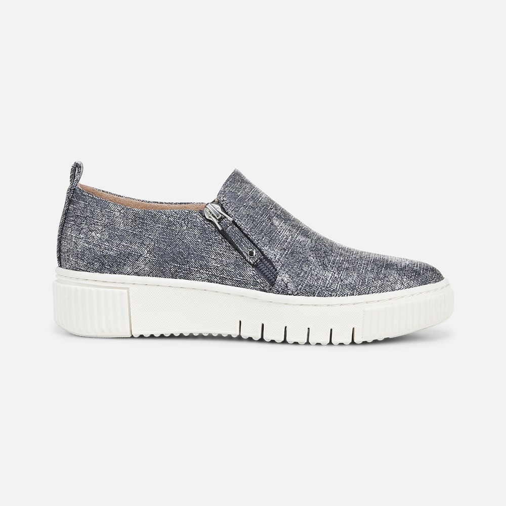 Naturalizer SOUL Turner Slip On Sneaker - Blue Fabric Naturalizer SOUL Turner Slip On Sneaker - Blue Fabric
