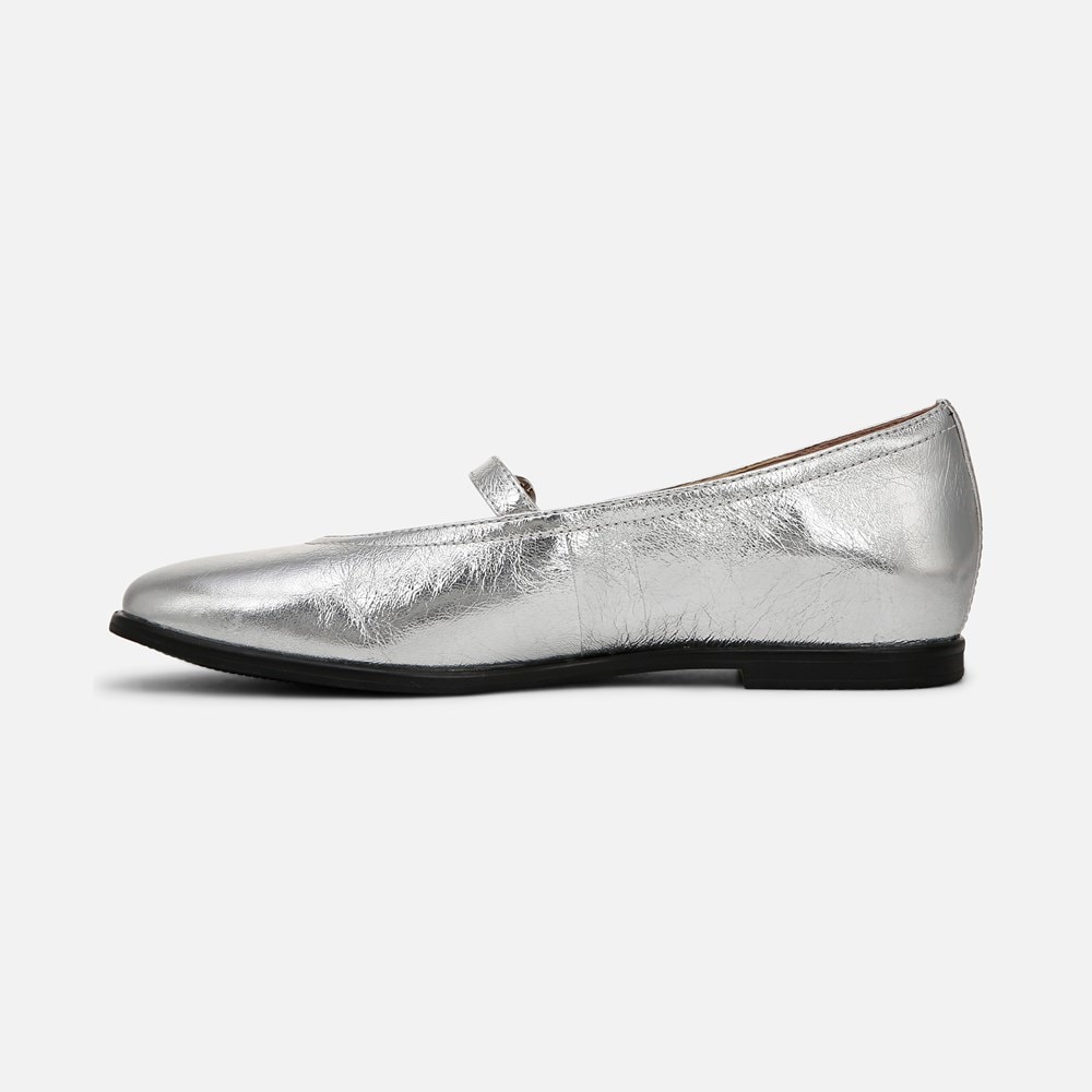 Naturalizer Elina Mary Jane - Silver Leather Naturalizer Elina Mary Jane - Silver Leather