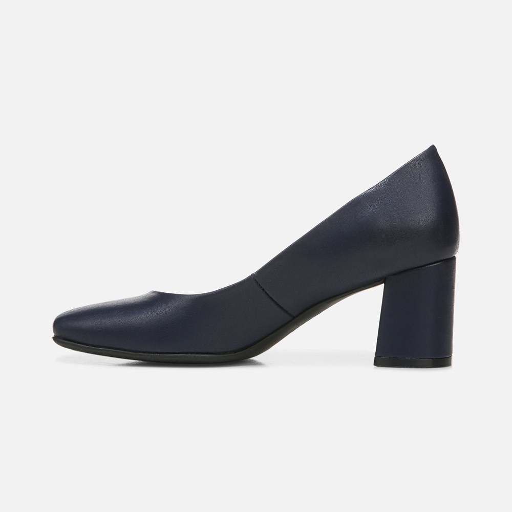 Naturalizer Warner Pump - French Navy Naturalizer Warner Pump - French Navy