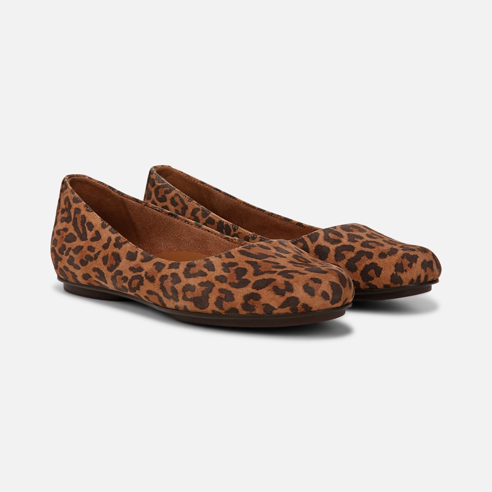 Naturalizer Maxwell Ballet Flat - Desert Tan Leopard Print Suede Naturalizer Maxwell Ballet Flat - Desert Tan Leopard Print Suede