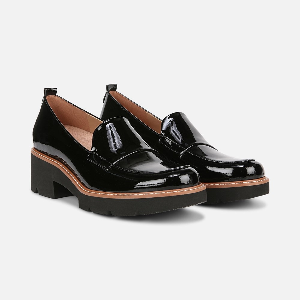 Naturalizer Darry Lug Sole Loafer - Black Patent