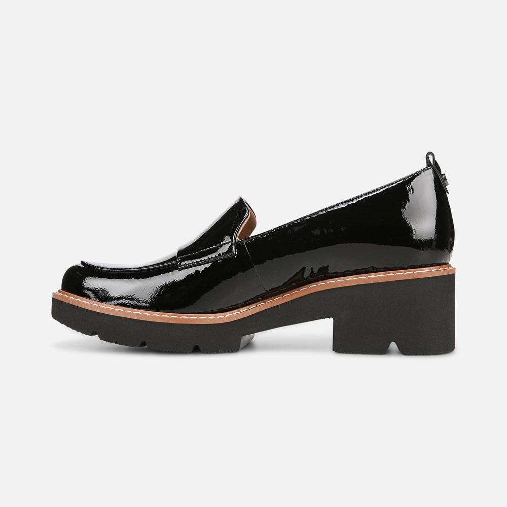 Naturalizer Darry Lug Sole Loafer - Black Patent Naturalizer Darry Lug Sole Loafer - Black Patent