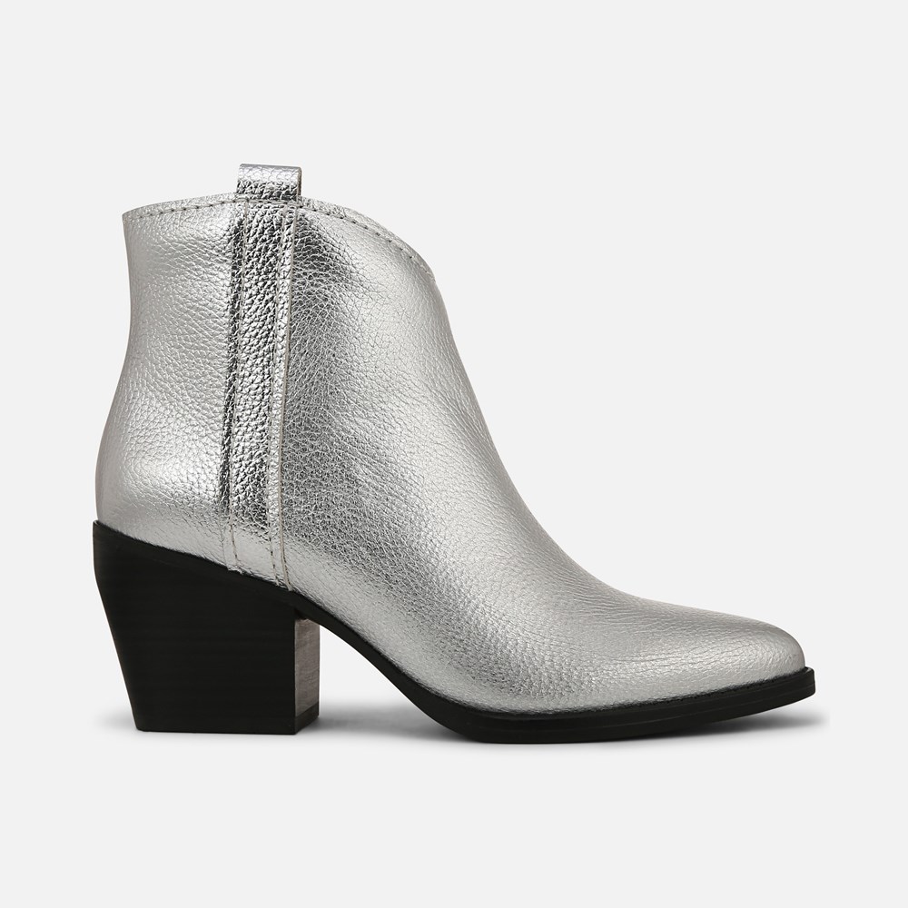 Naturalizer Fairmont Bootie - Silver Leather Naturalizer Fairmont Bootie - Silver Leather