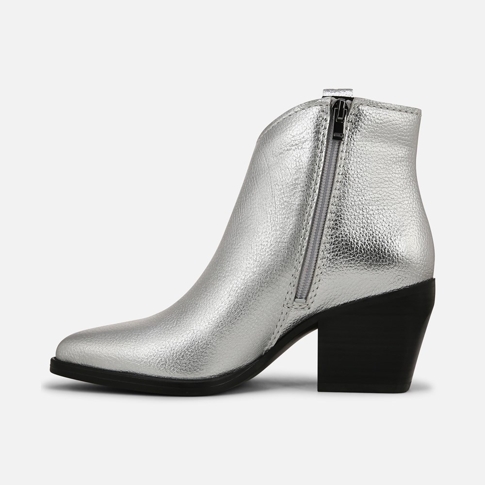 Naturalizer Fairmont Bootie - Silver Leather Naturalizer Fairmont Bootie - Silver Leather