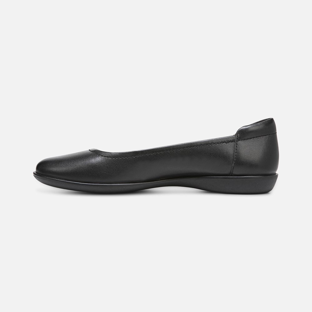 Naturalizer Flexy Flat - Black Leather Naturalizer Flexy Flat - Black Leather