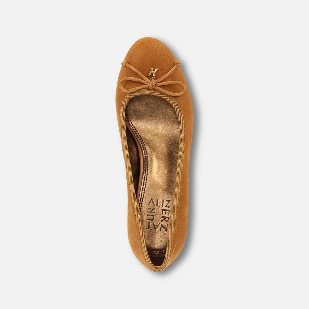 Naturalizer Sienna Block Heel Pump - Dark Saffron Yellow Suede Naturalizer Sienna Block Heel Pump - Dark Saffron Yellow Suede