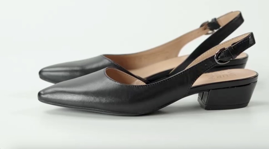 Naturalizer Banks Pointed Toe Flat - Black Leather Naturalizer Banks Pointed Toe Flat - Black Leather