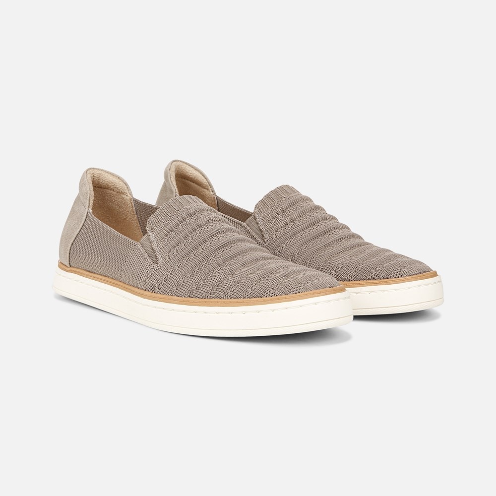 Naturalizer SOUL Kemper Slip On Sneaker - Grey Knit Fabric
