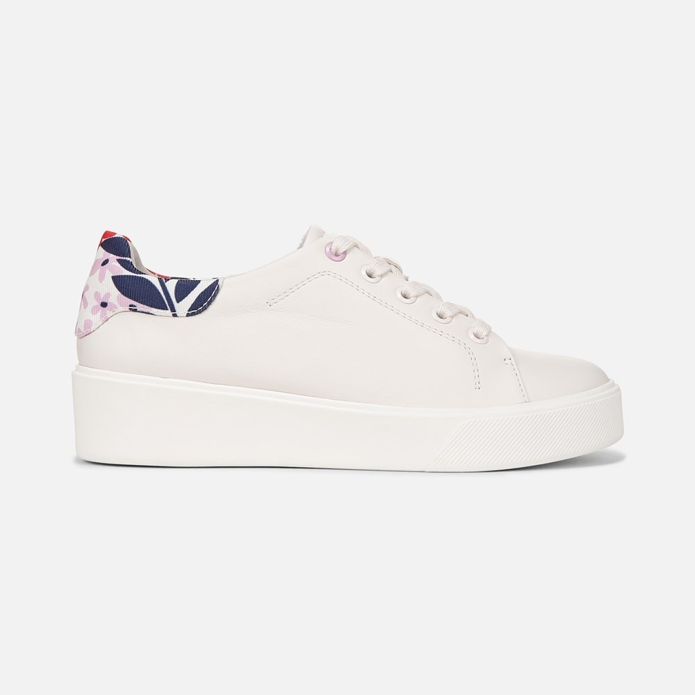 Naturalizer Morrison 2.0 Lace Up Sneaker - White Lilac Leather Naturalizer Morrison 2.0 Lace Up Sneaker - White Lilac Leather