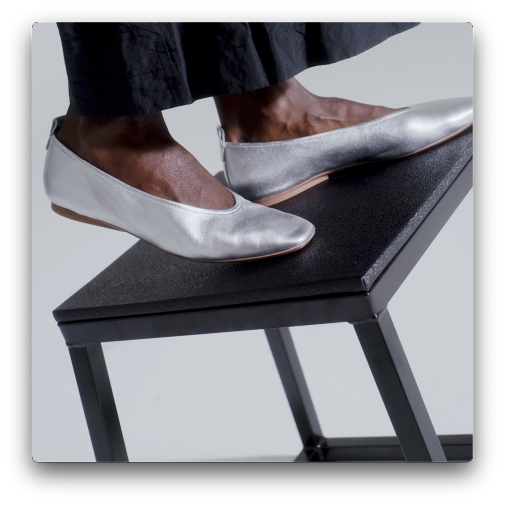 Naturalizer 27 Edit Carla Flat - Silver Leather Naturalizer 27 Edit Carla Flat - Silver Leather