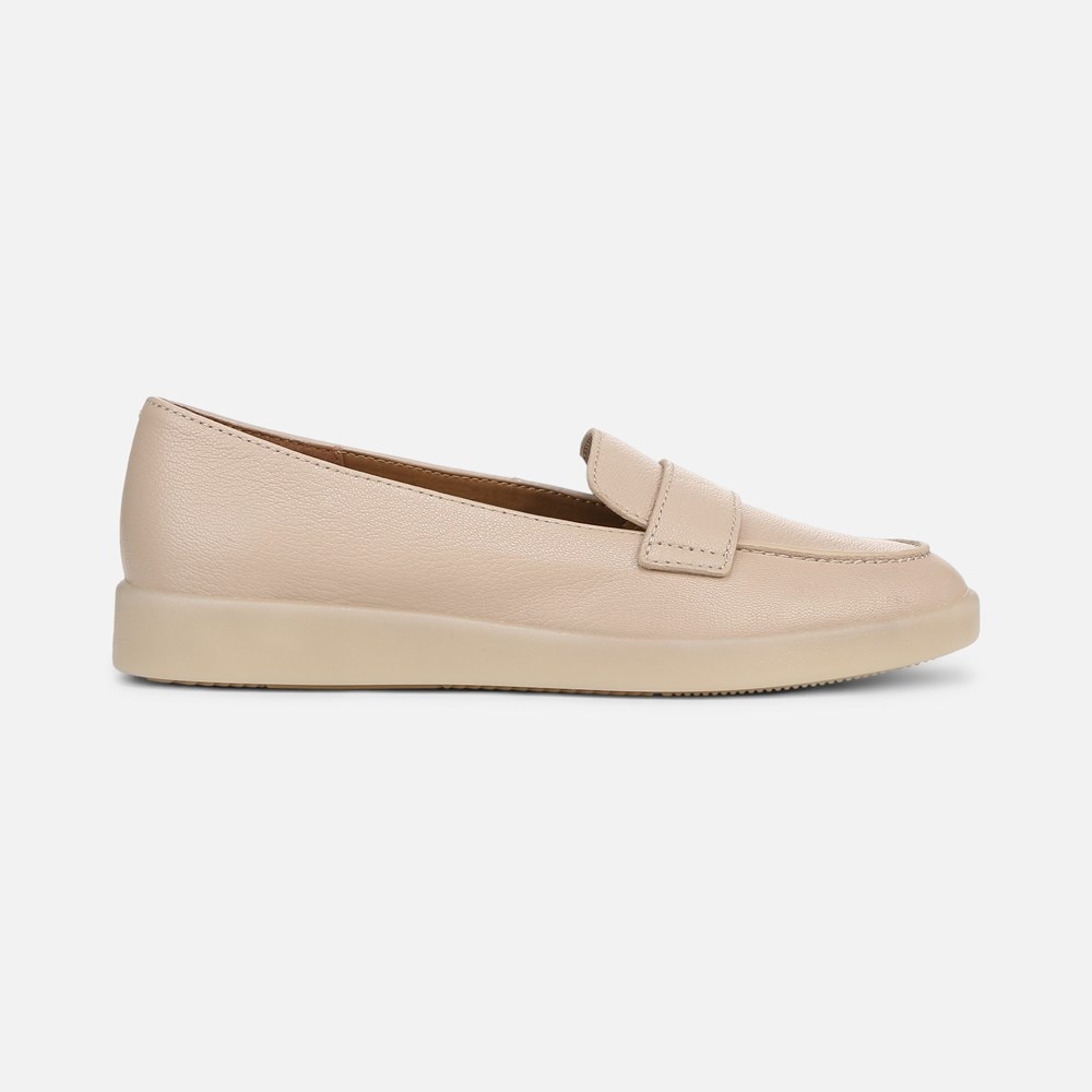 Naturalizer Karis Loafer - Torta Tan Leather Naturalizer Karis Loafer - Torta Tan Leather
