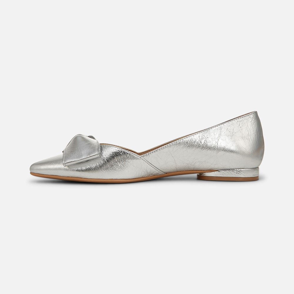 Naturalizer Havana Bow Flat - Silver Leather Naturalizer Havana Bow Flat - Silver Leather