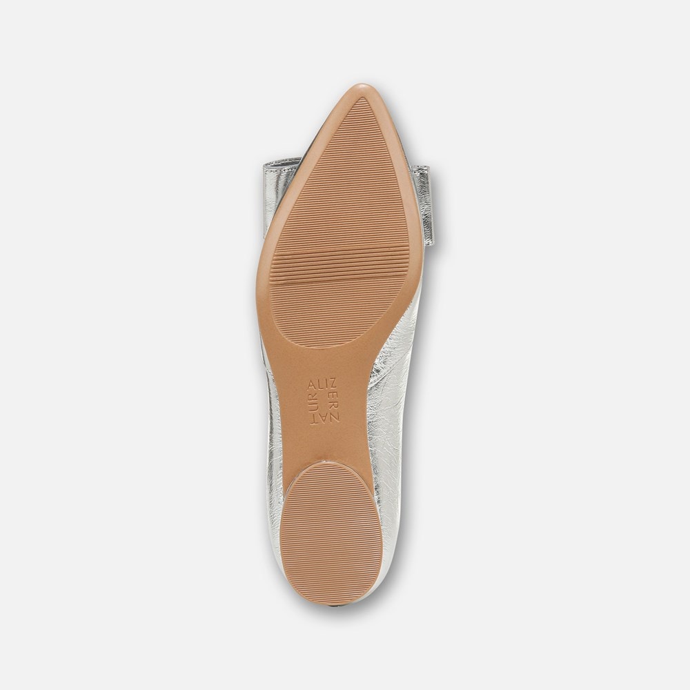 Naturalizer Havana Bow Flat - Silver Leather Naturalizer Havana Bow Flat - Silver Leather