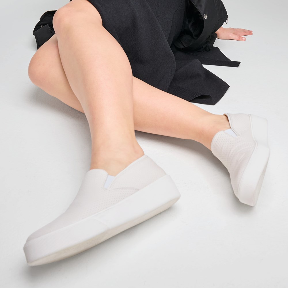 Naturalizer Marianne 3.0 Slip On Sneaker - Warm White Leather Naturalizer Marianne 3.0 Slip On Sneaker - Warm White Leather