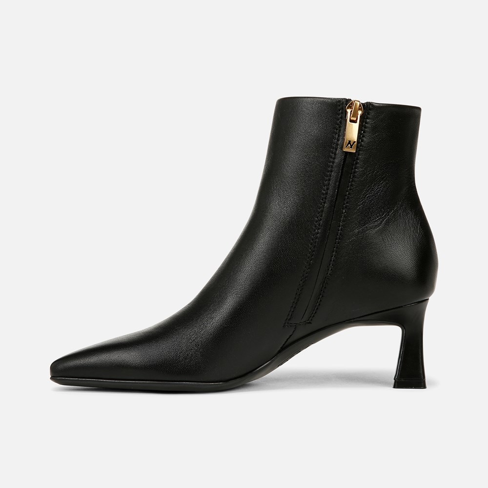 Naturalizer Deesha Bootie - Black Leather Naturalizer Deesha Bootie - Black Leather
