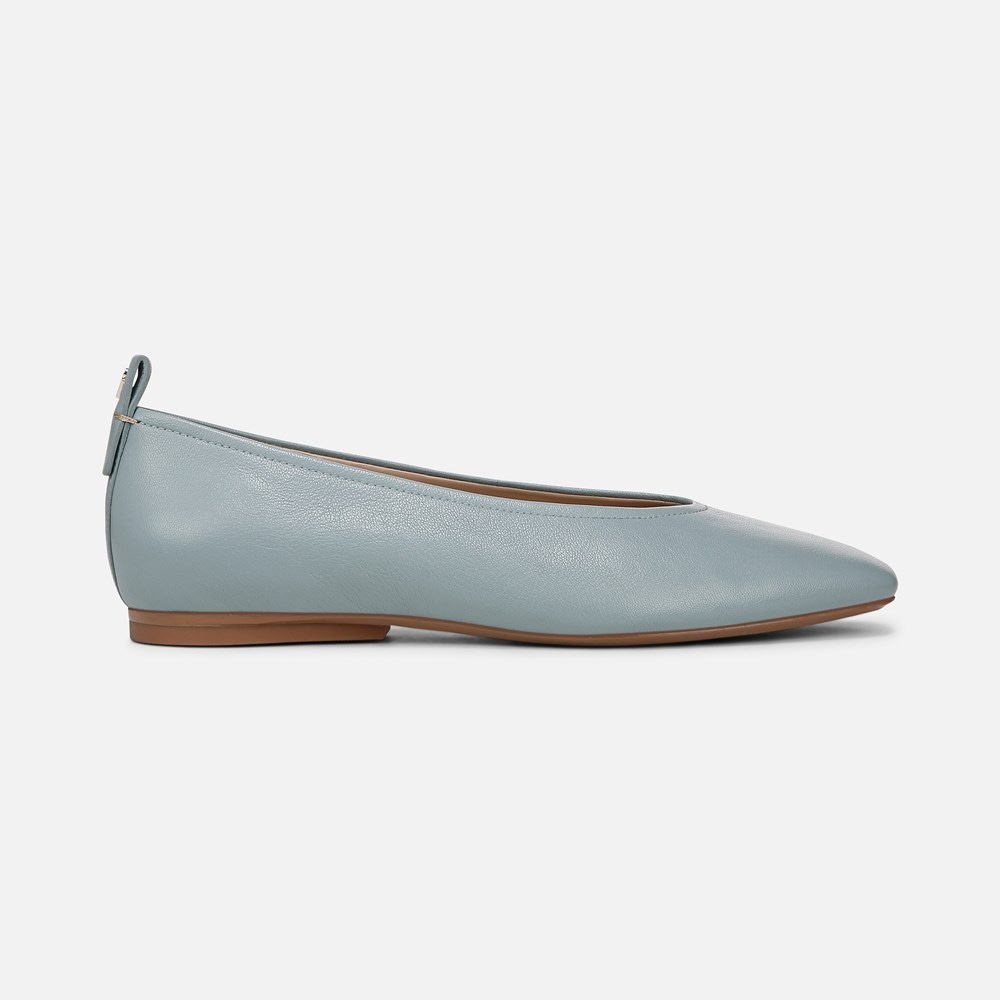 Naturalizer 27 Edit Carla Flat - Powder Blue Leather Naturalizer 27 Edit Carla Flat - Powder Blue Leather