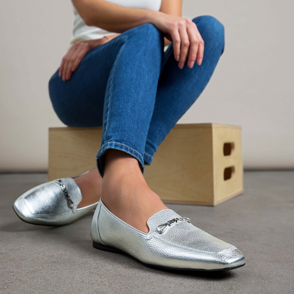 Naturalizer Cecilia Loafer - Silver Leather Naturalizer Cecilia Loafer - Silver Leather