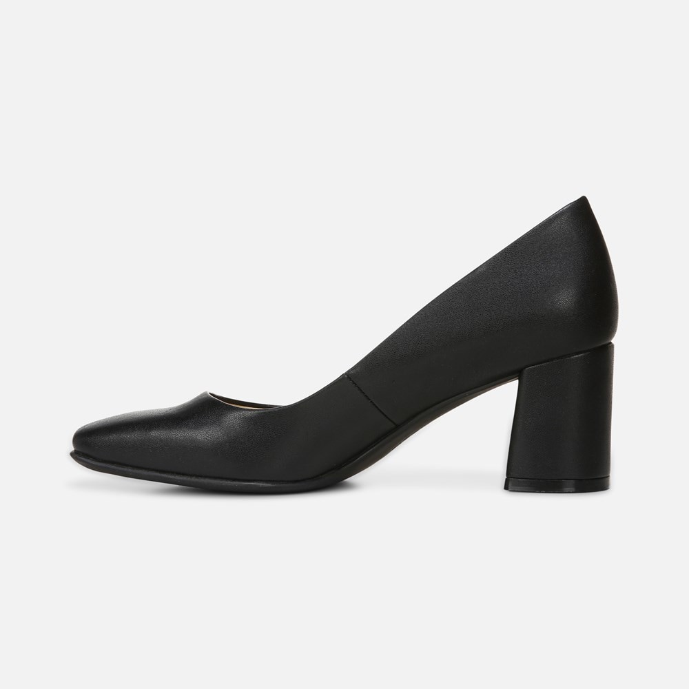 Naturalizer Warner Pump - Black Synthetic Naturalizer Warner Pump - Black Synthetic
