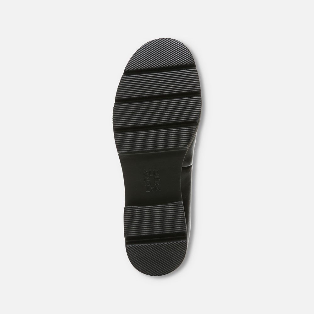 Naturalizer Cabaret Loafer - Black Synthetic Naturalizer Cabaret Loafer - Black Synthetic