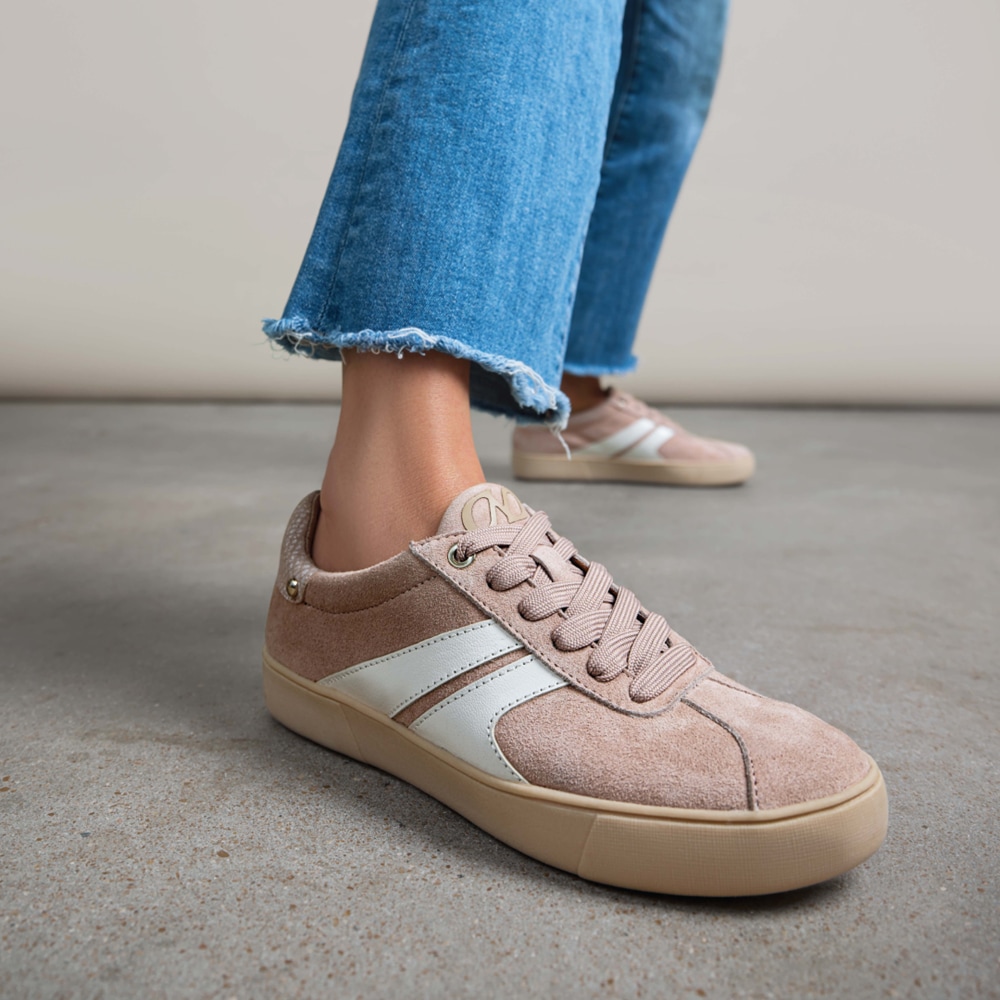 Naturalizer Medina Lace Up Sneaker - Warm Taupe Nubuck Naturalizer Medina Lace Up Sneaker - Warm Taupe Nubuck