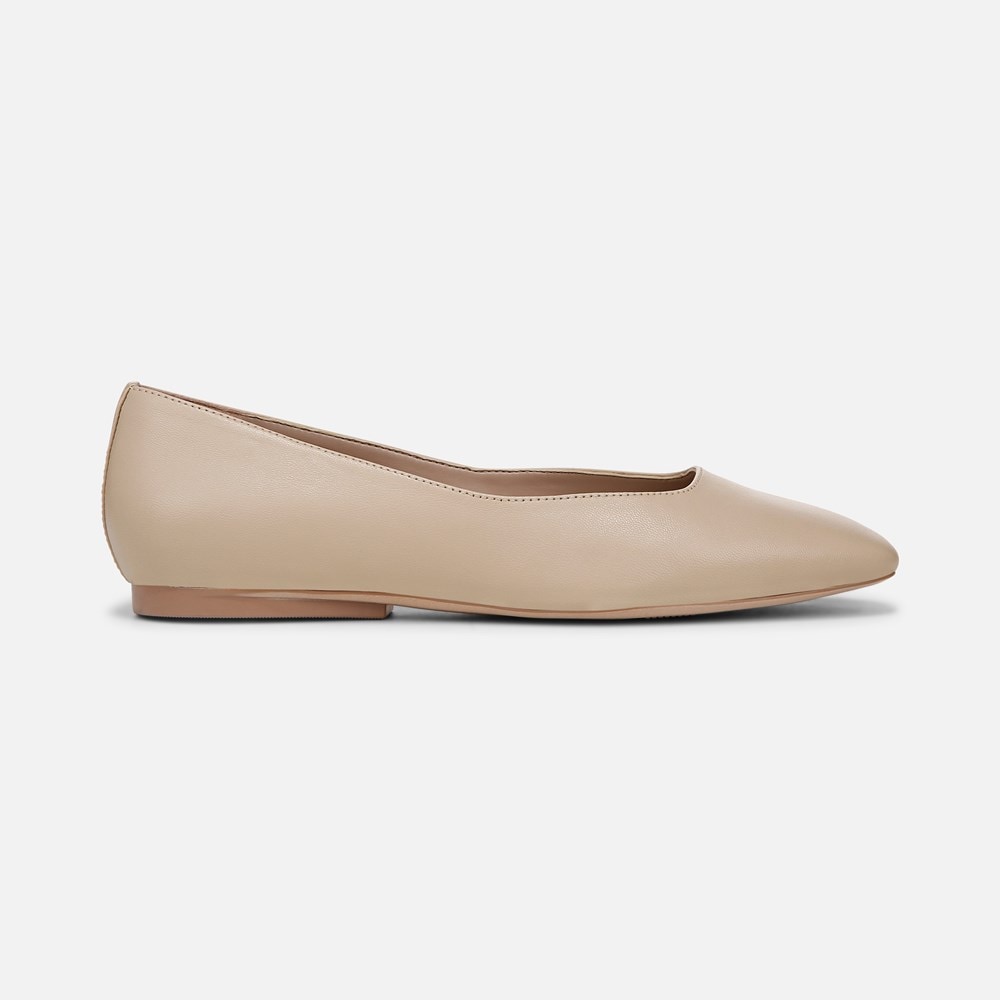 Naturalizer Chelsea Ballet Flat - Coastal Tan Leather Naturalizer Chelsea Ballet Flat - Coastal Tan Leather