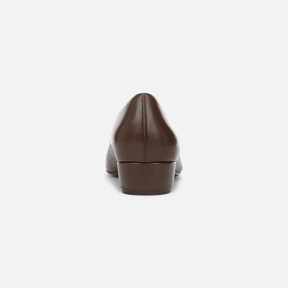 Naturalizer Becca Flat - Chocolate Bar Leather Naturalizer Becca Flat - Chocolate Bar Leather