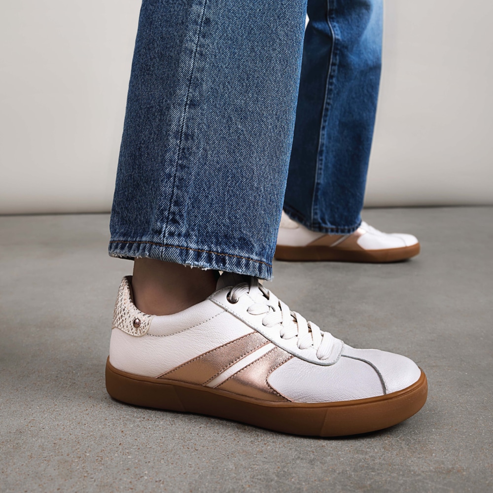 Naturalizer Medina Lace Up Sneaker - Warm White / Rose Gold Leather Naturalizer Medina Lace Up Sneaker - Warm White / Rose Gold Leather