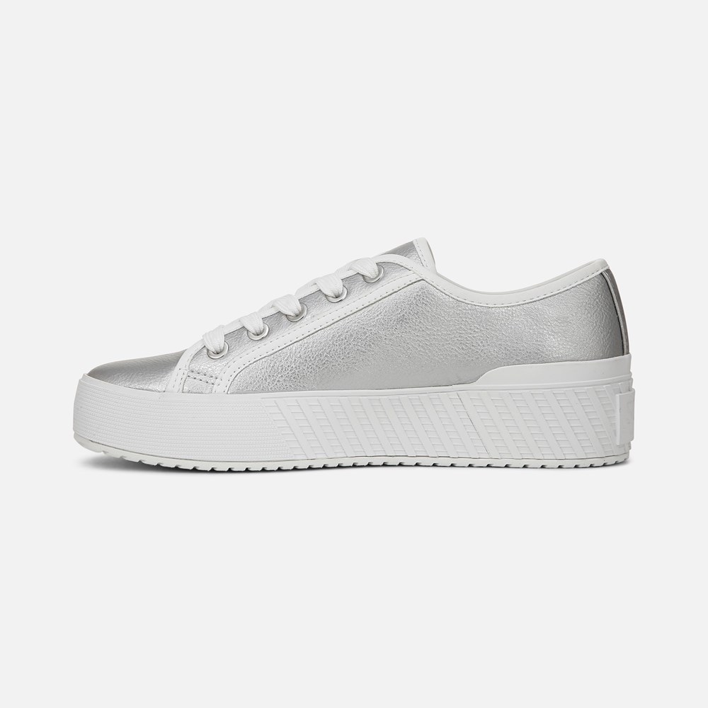Naturalizer SOUL Iliana Lace Up Sneaker - Silver Faux Leather Naturalizer SOUL Iliana Lace Up Sneaker - Silver Faux Leather