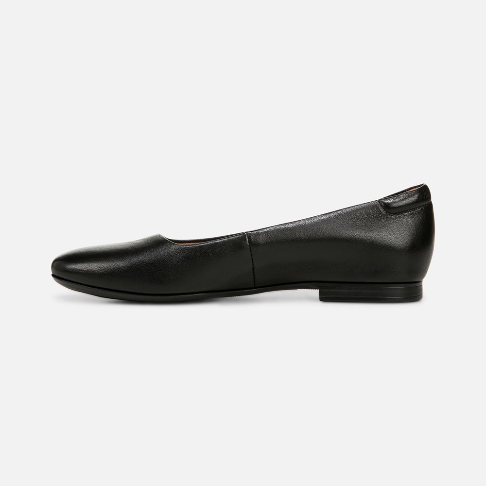 Naturalizer Kelly Ballet Flat - Black Leather Naturalizer Kelly Ballet Flat - Black Leather