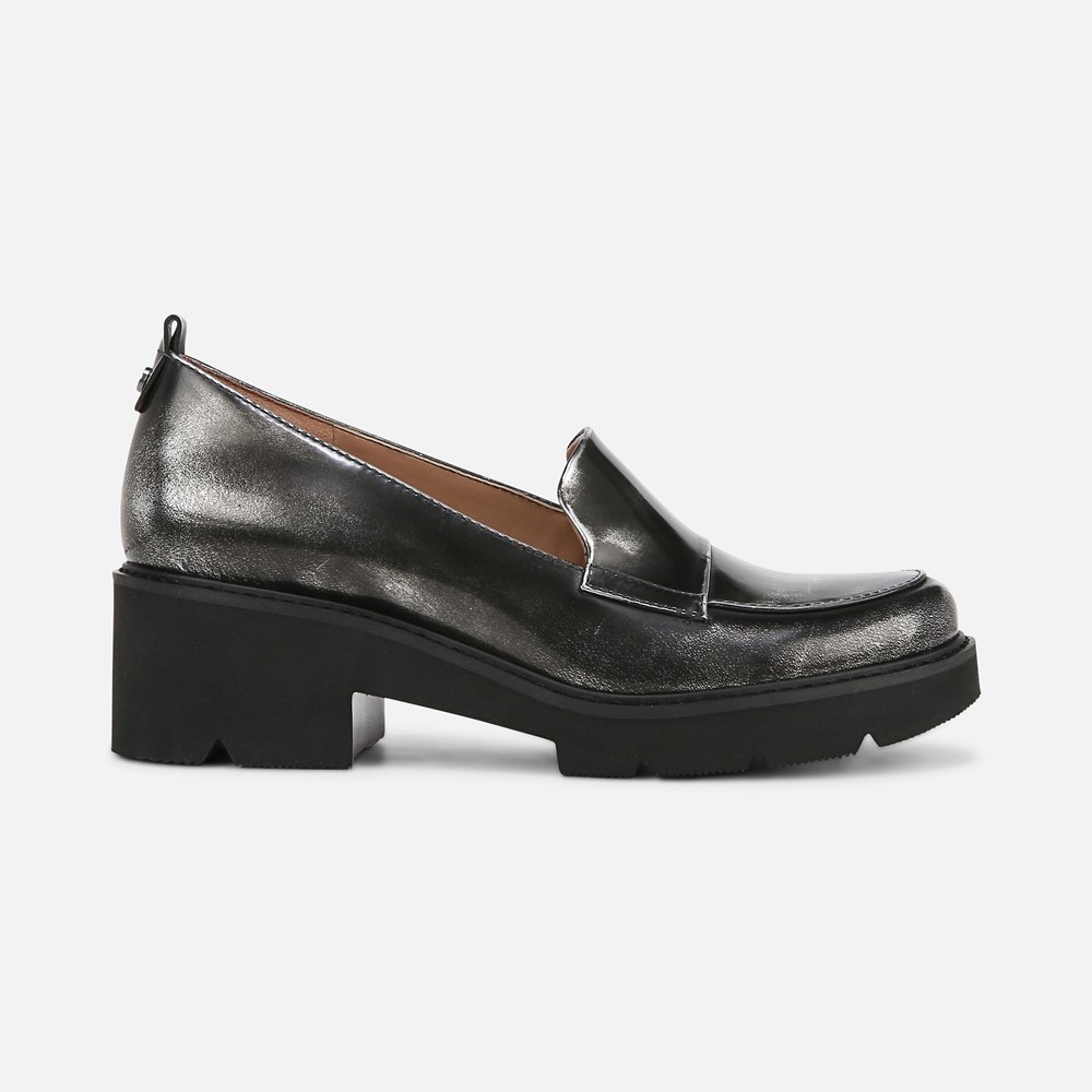 Naturalizer Darry Lug Sole Loafer - Black / Silver Leather Naturalizer Darry Lug Sole Loafer - Black / Silver Leather