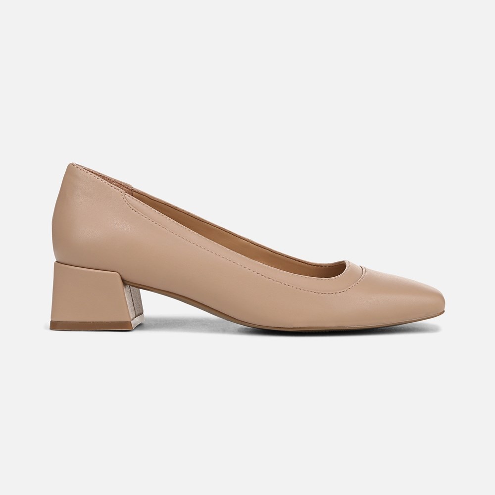 Naturalizer Huntley Block Heel Pump - Crème Brulee Faux Leather