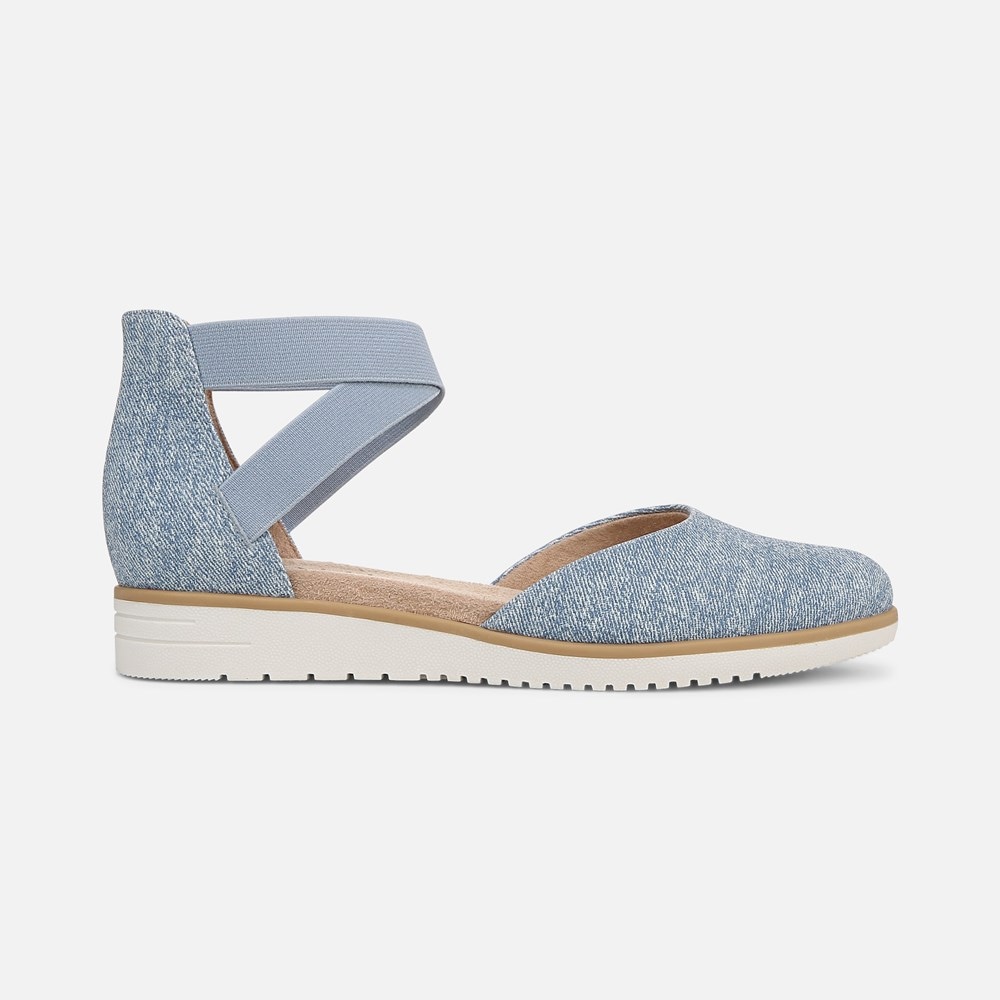 Naturalizer SOUL Intro Flat - Light Denim Fabric Naturalizer SOUL Intro Flat - Light Denim Fabric